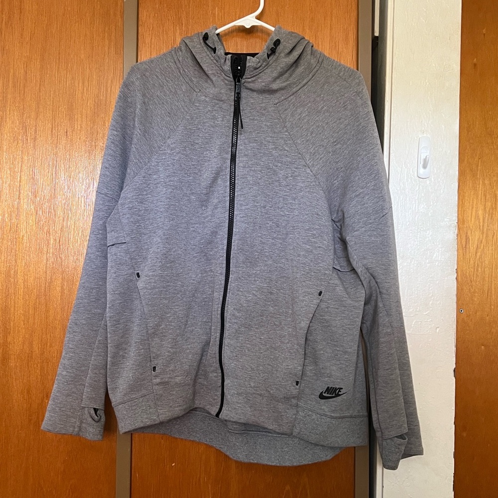 Nike Tech Fleece Windrunner Gray Hooded Sweatshirt